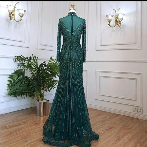 Women beaded evening prom dress - Picture 3 of 14